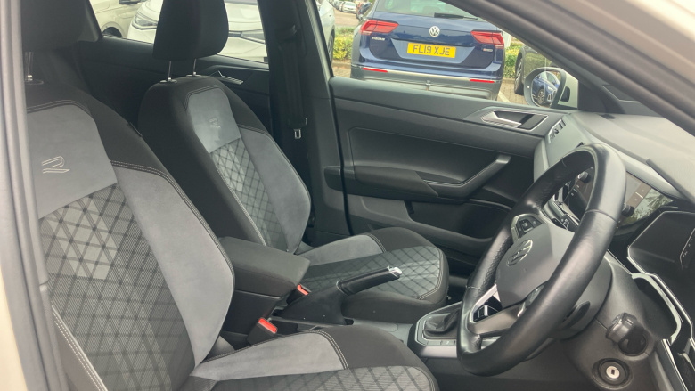 Volkswagen Taigo 1.0 TSI 110 R-Line 5dr DSG Petrol Hatchback